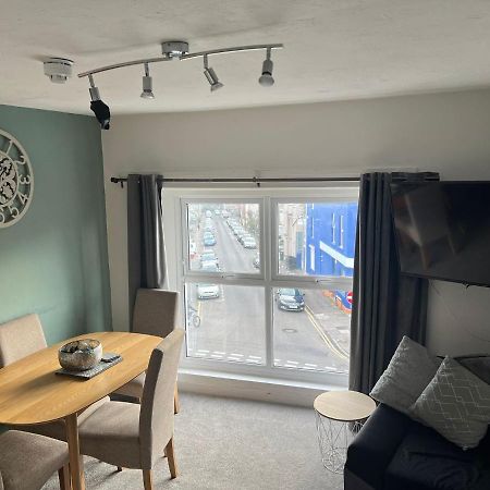 Topzy-Turvy - 1 Bedroom Apartment Swansea Kültér fotó