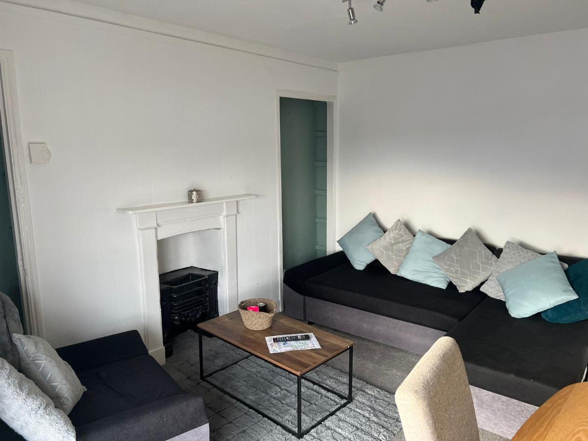 Topzy-Turvy - 1 Bedroom Apartment Swansea Kültér fotó